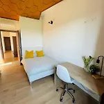Bencivenga Terrace 아파트